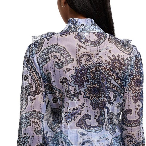 Apaisley print enlivens this frill-collar blosue designed with luscious front - Picture 4 of 4